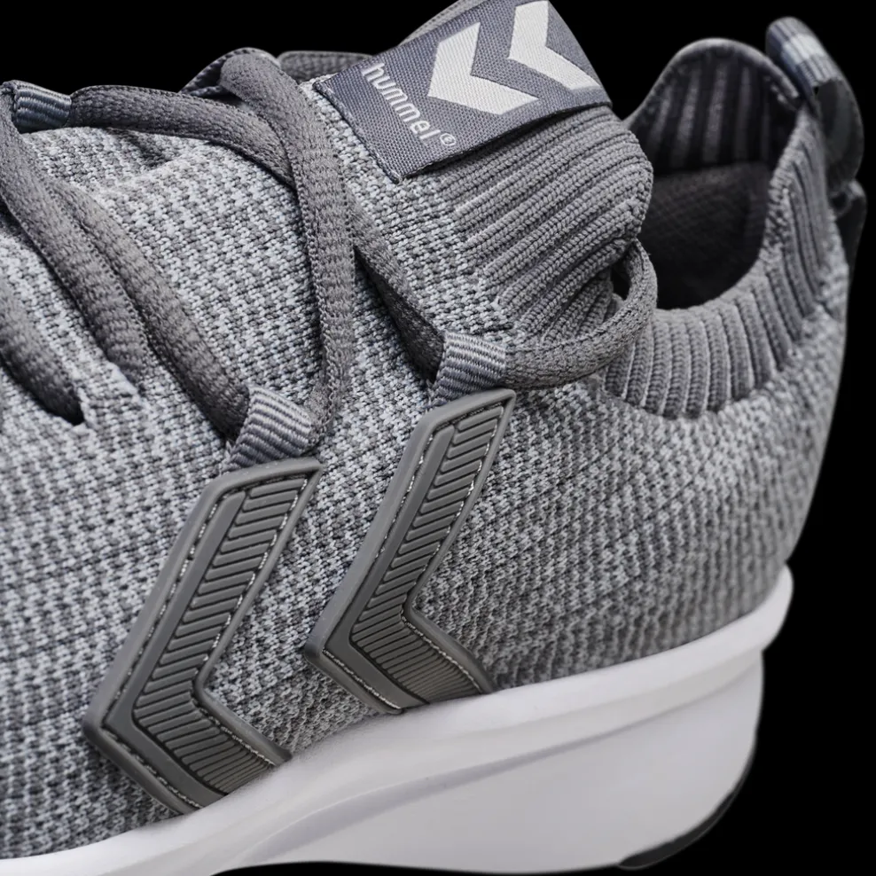 FLOW SEAMLESS TONAL
