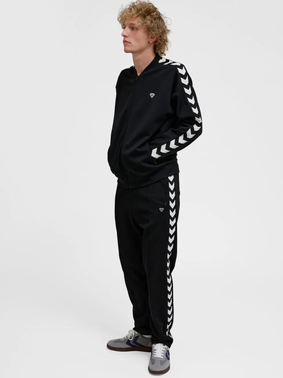 hmlARCHIVE REGULAR POLY ZIP JACKET