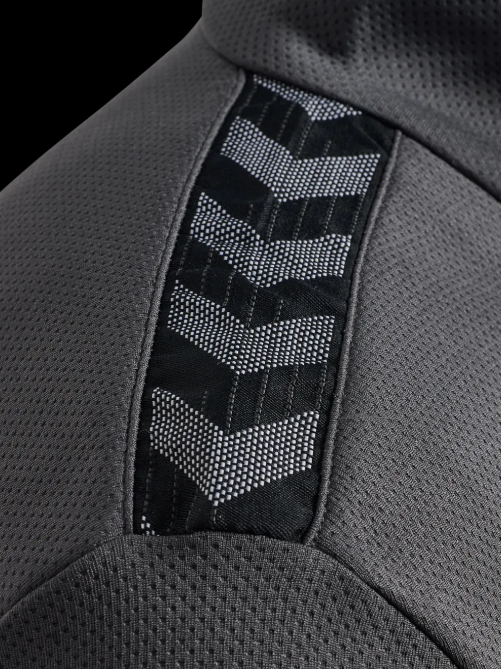 hmlAUTHENTIC PL ZIP JACKET