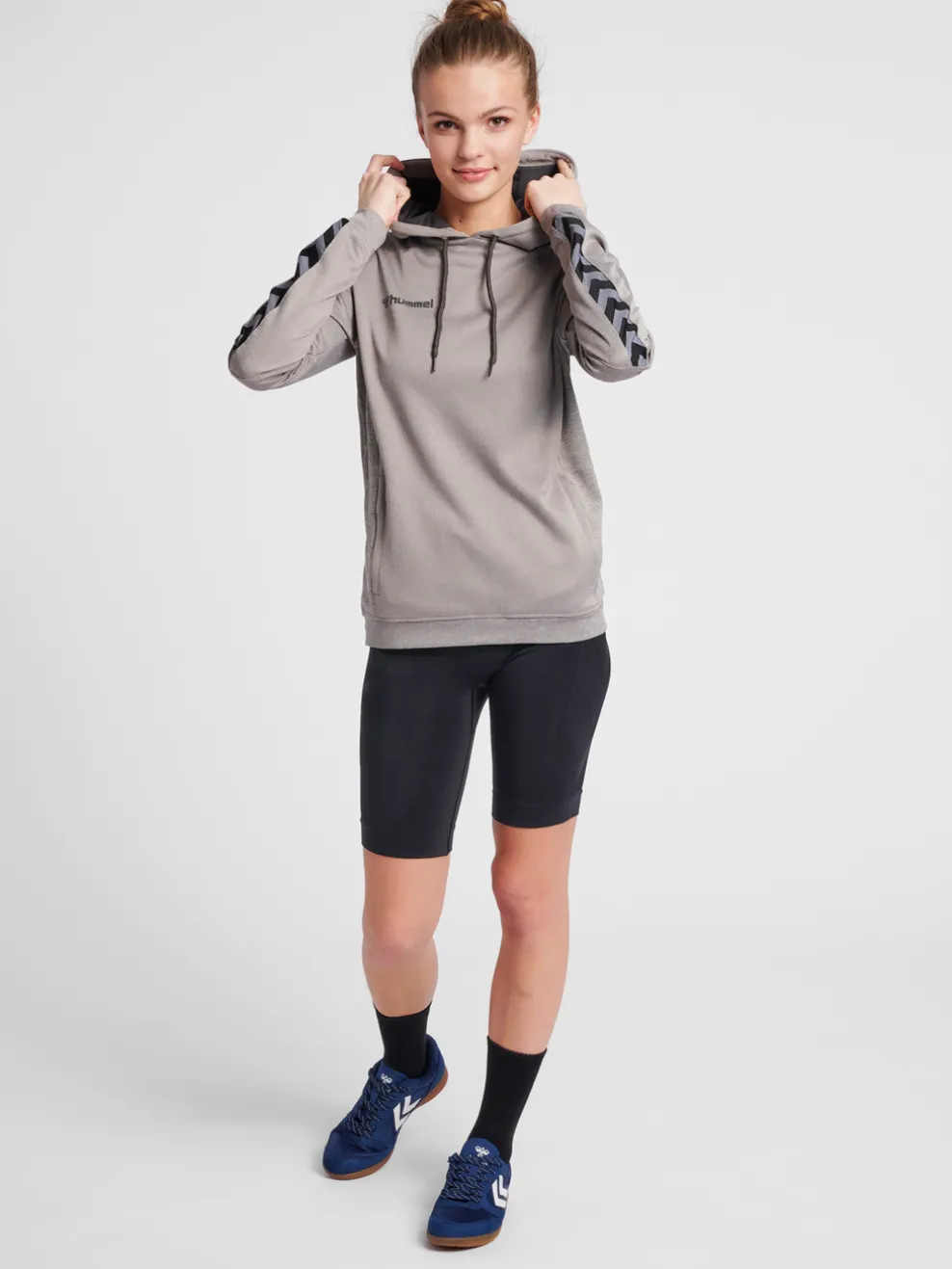 hmlAUTHENTIC POLY HOODIE WOMAN