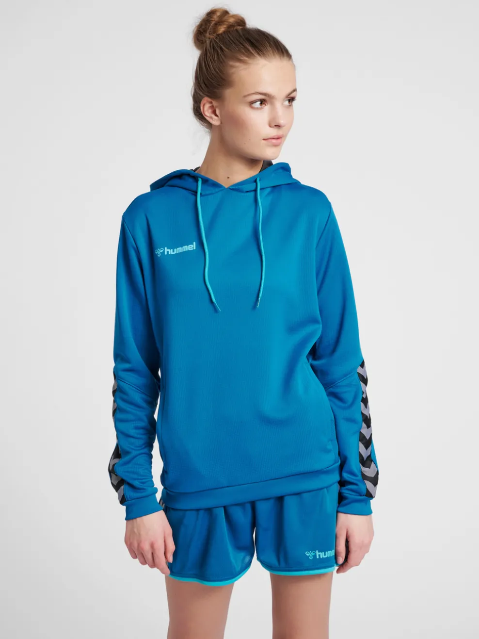 hmlAUTHENTIC POLY HOODIE WOMAN