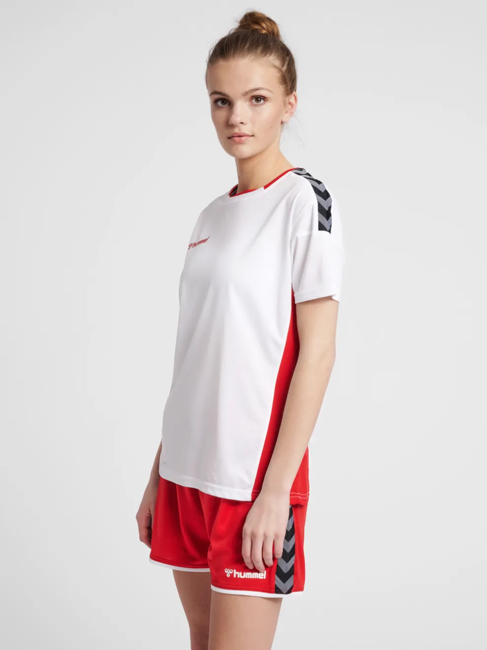 hmlAUTHENTIC POLY JERSEY WOMAN S/S