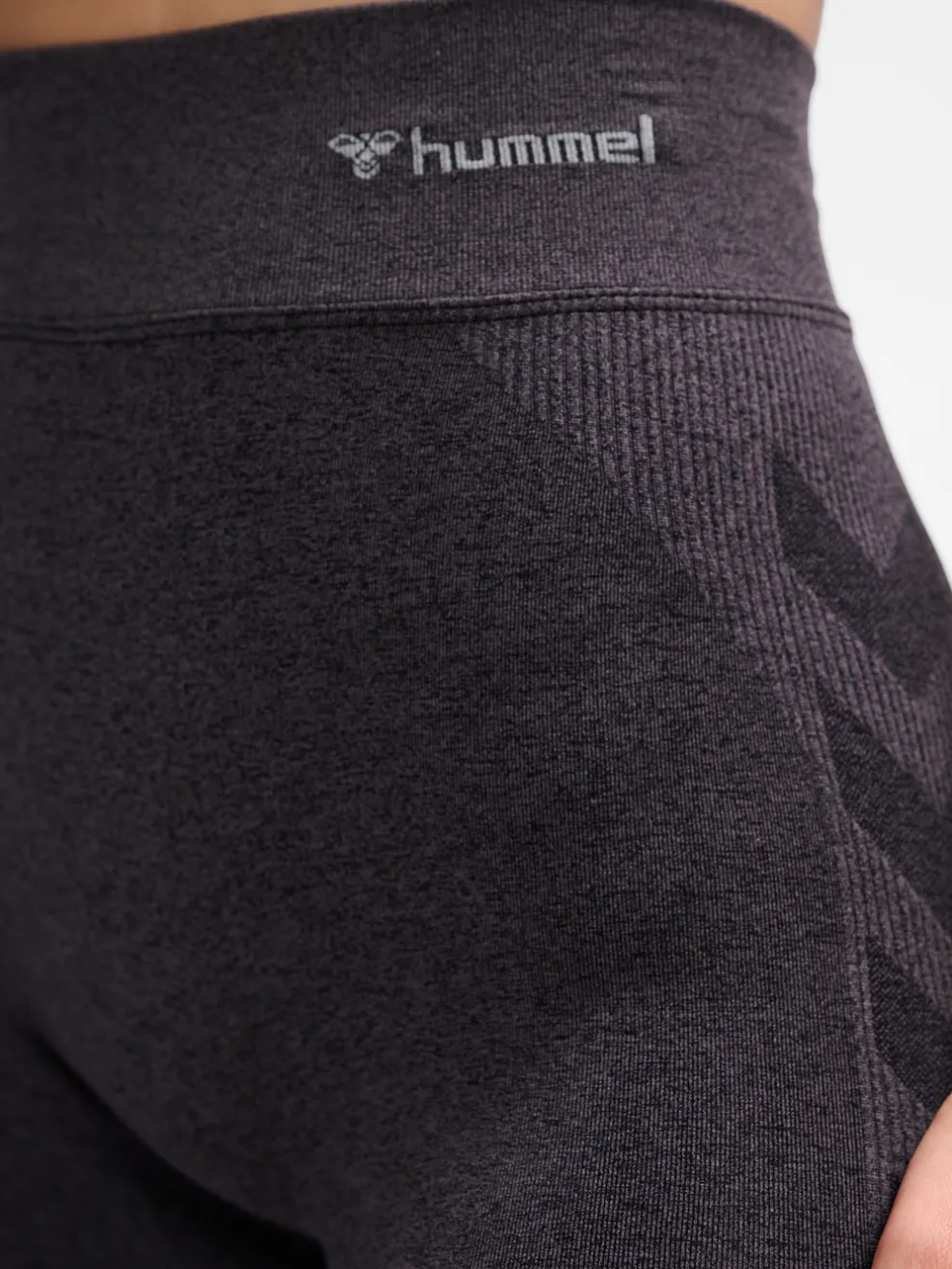 hmlCI SEAMLESS MW SCRUNCH TIGHT