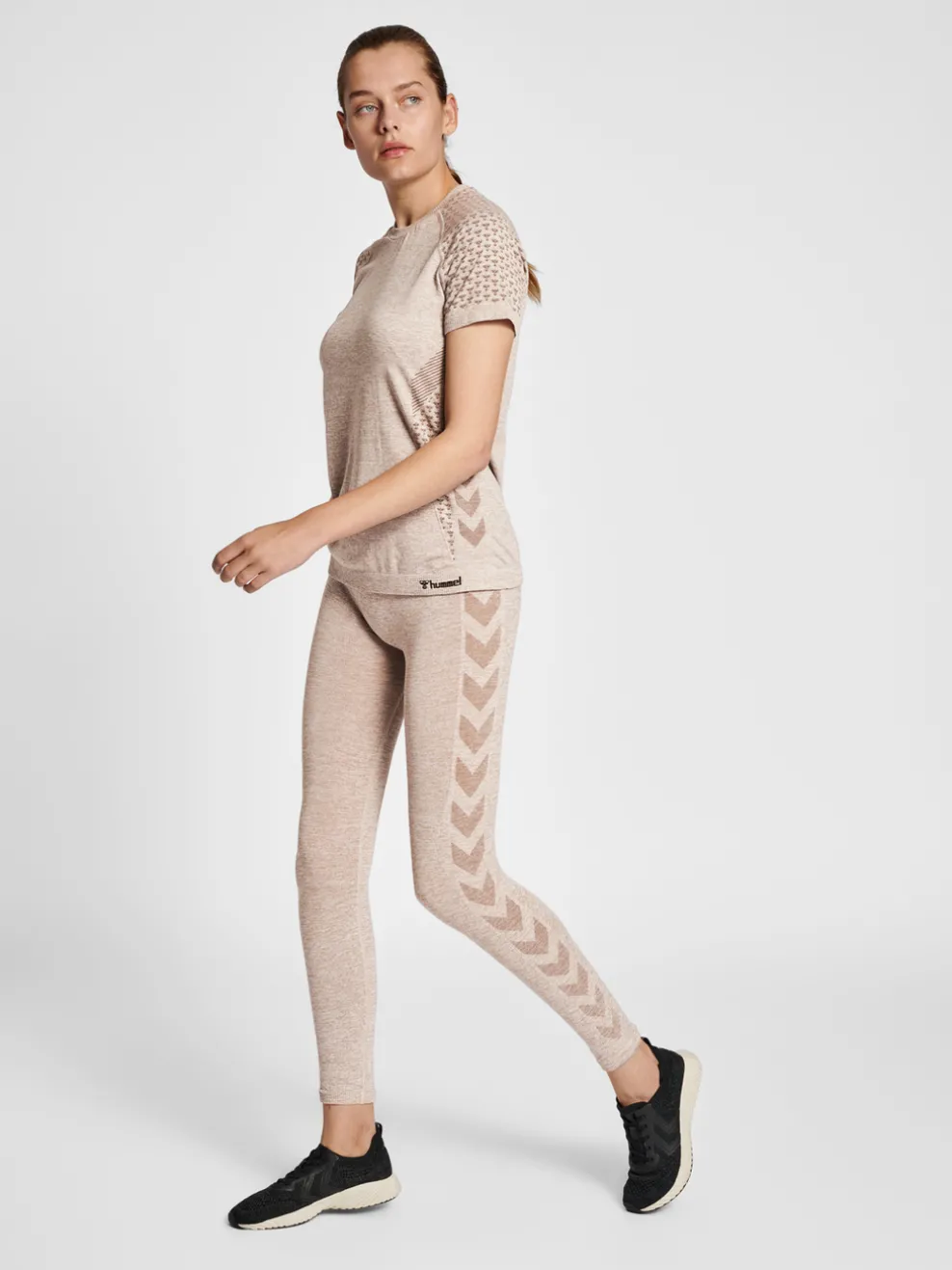 hmlCI SEAMLESS T-SHIRT