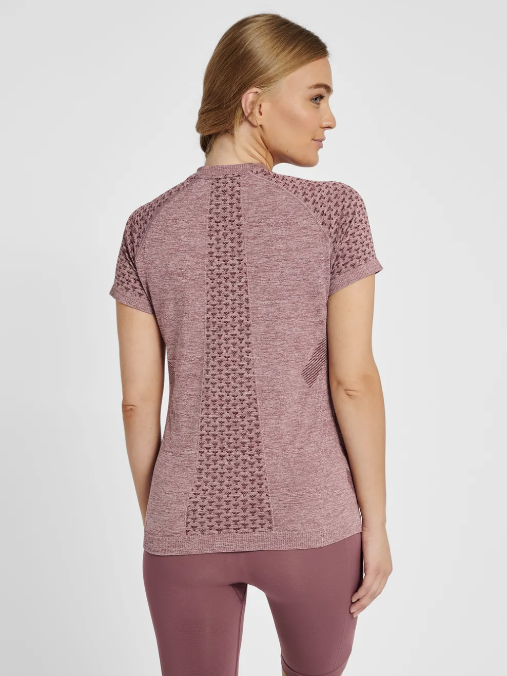 hmlCI SEAMLESS T-SHIRT