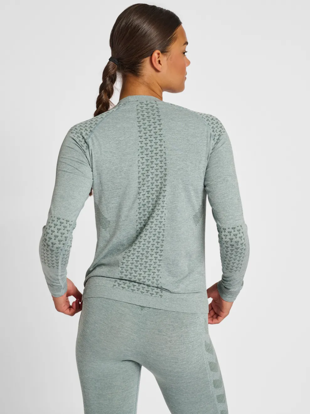 hmlCI SEAMLESS T-SHIRT L/S