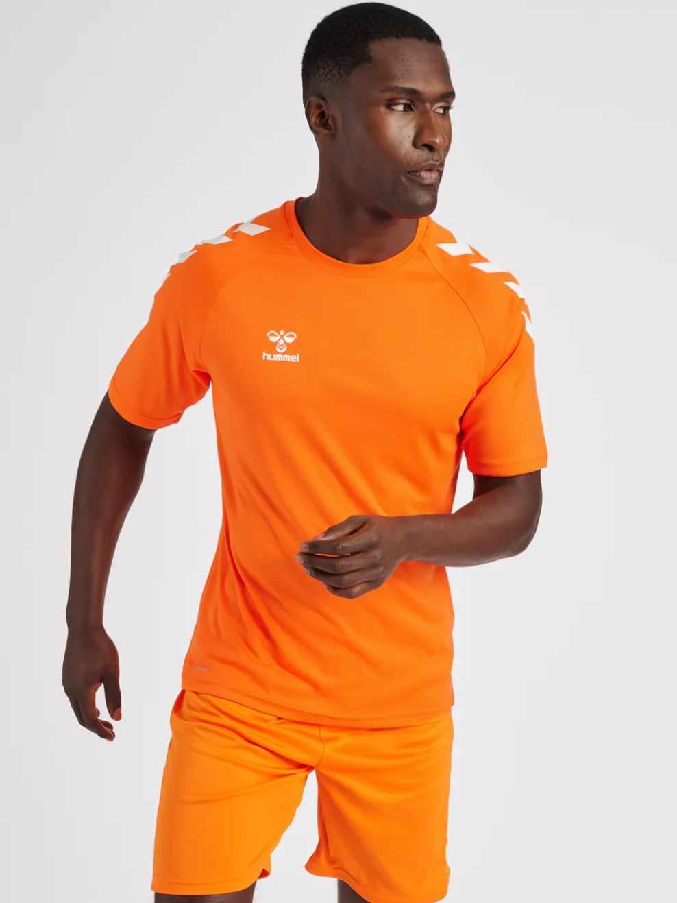 hmlCORE XK CORE POLY T-SHIRT S/S