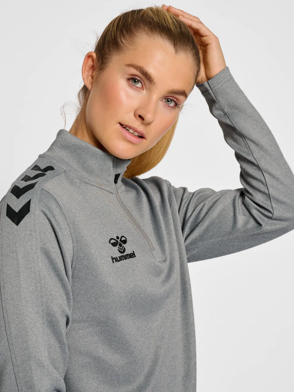 hmlCORE XK HALF ZIP SWEAT WOMAN