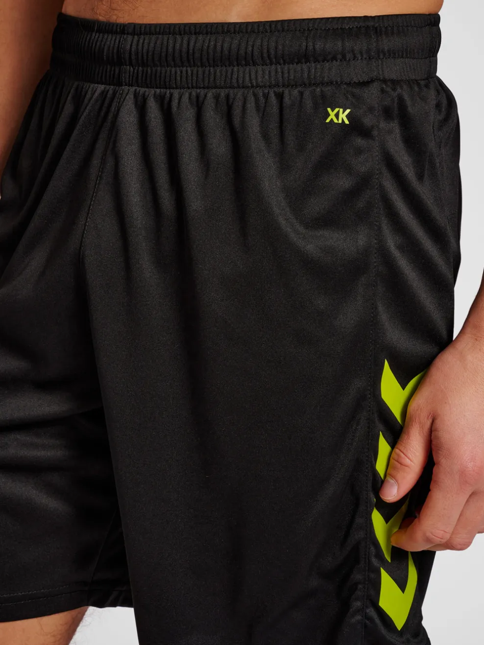 hmlCORE XK POLY SHORTS