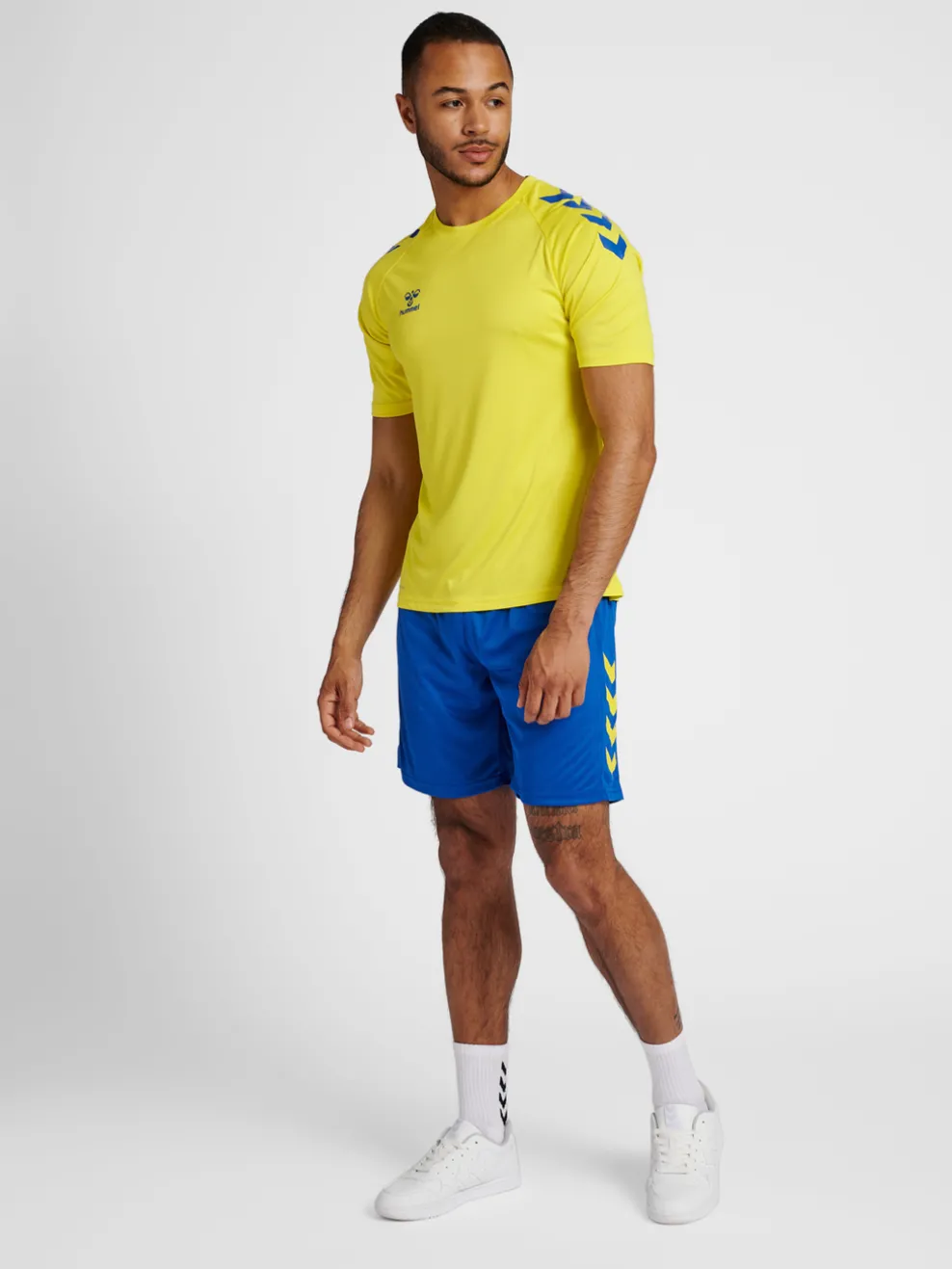 hmlCORE XK POLY SHORTS