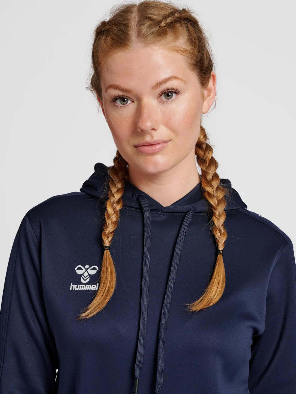 hmlCORE XK POLY SWEAT HOODIE WOMAN