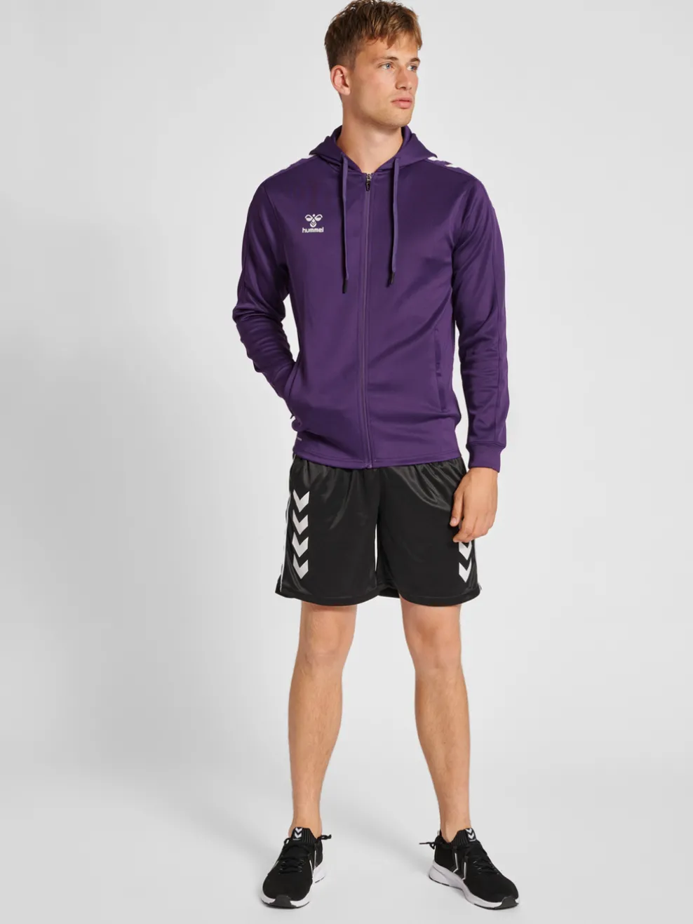 hmlCORE XK POLY ZIP HOOD SWEAT