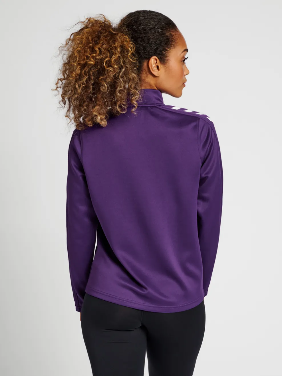 hmlCORE XK POLY ZIP SWEAT WOMAN