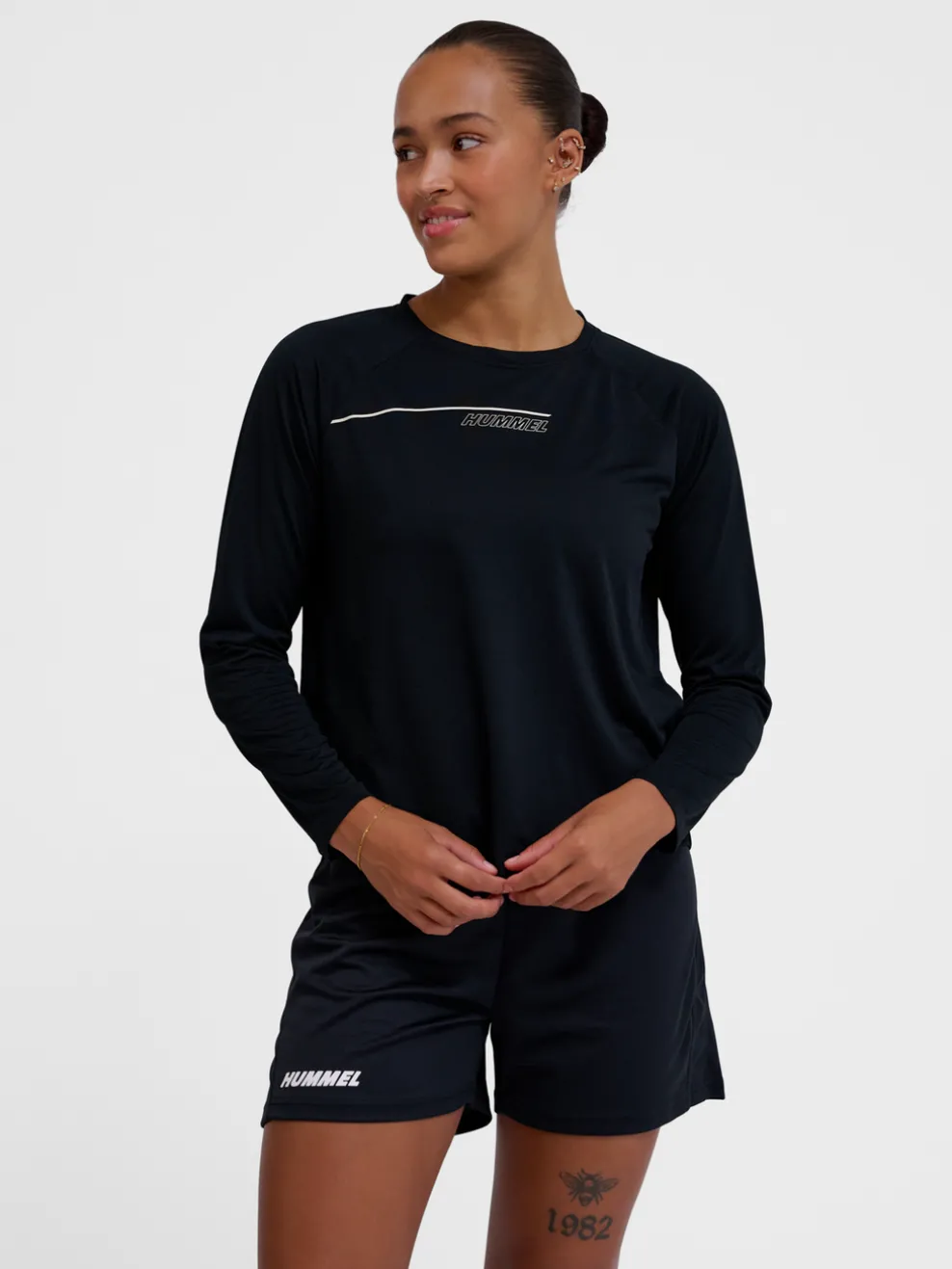 hmlCOURT LIGHT WEIGHT T-SHIRT L/S W