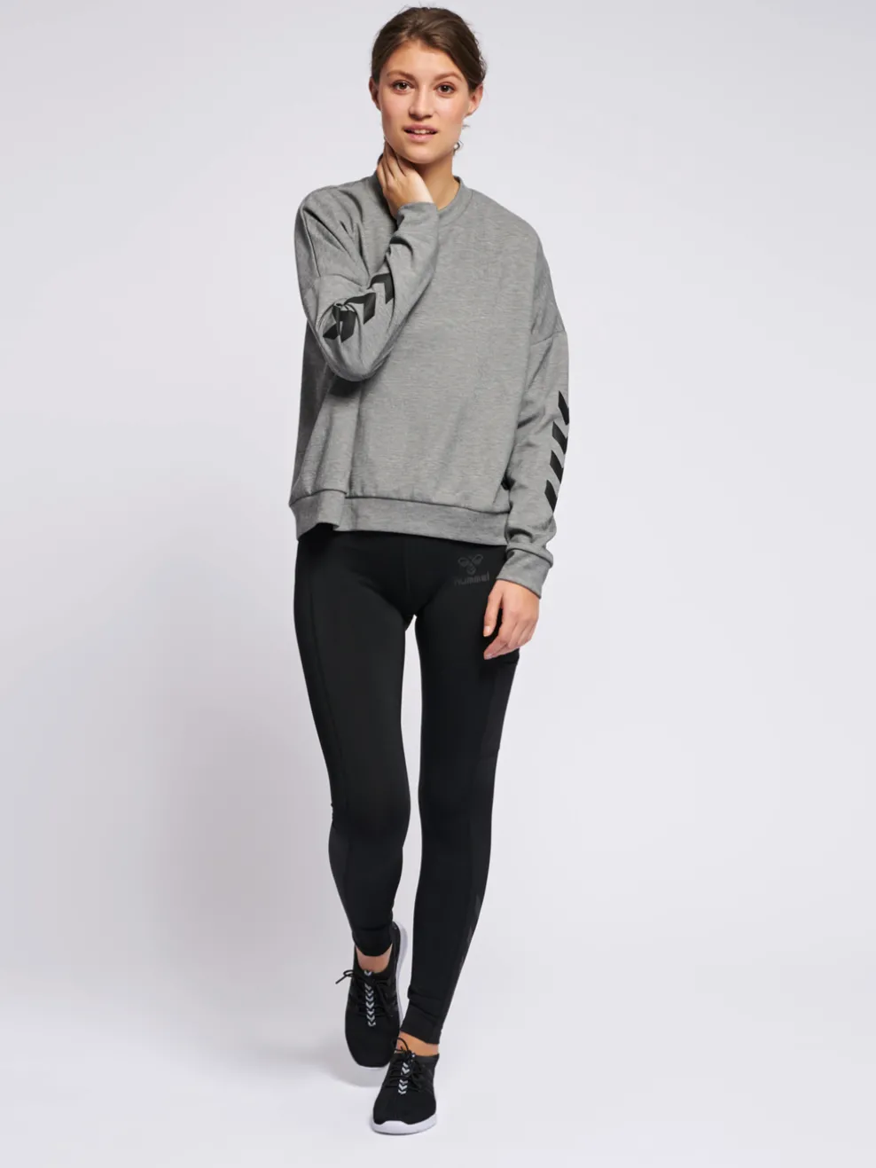 hmlESSI SWEATSHIRT
