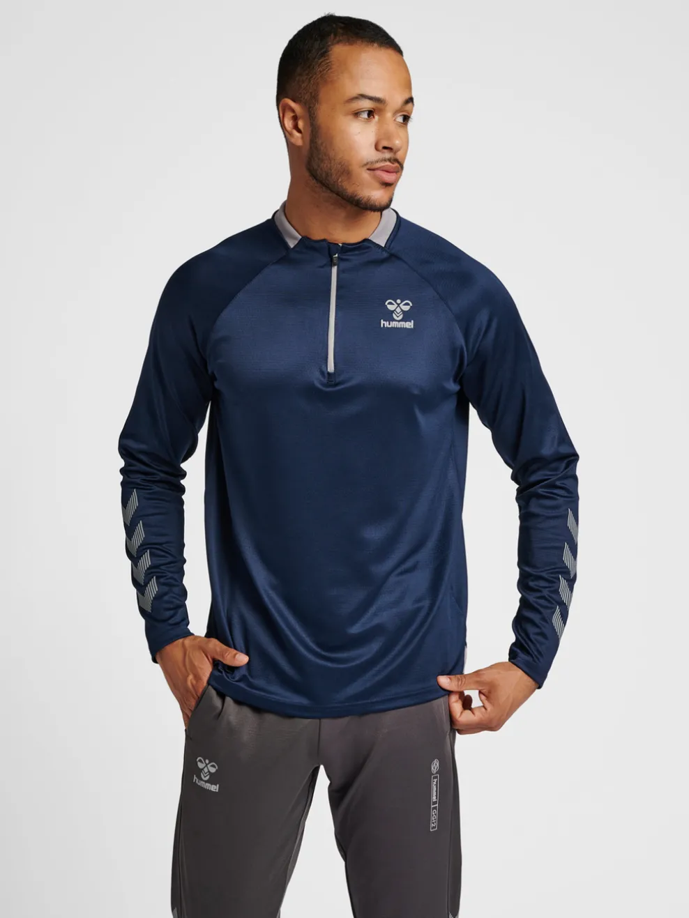 hmlGG12 ACTION HALF ZIP SWEAT