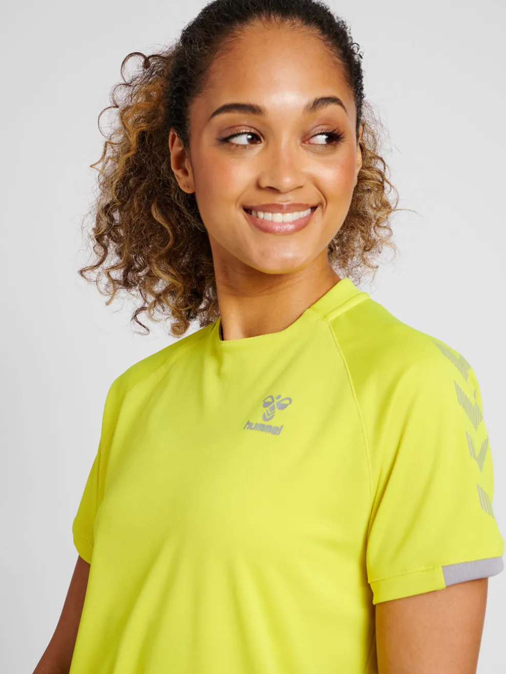 hmlGG12 ACTION JERSEY S/S WOMAN