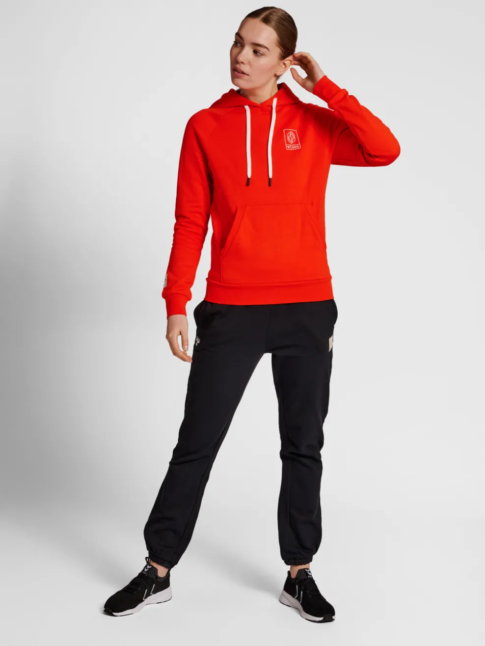 hmlGG12 SWEAT PANTS WOMAN
