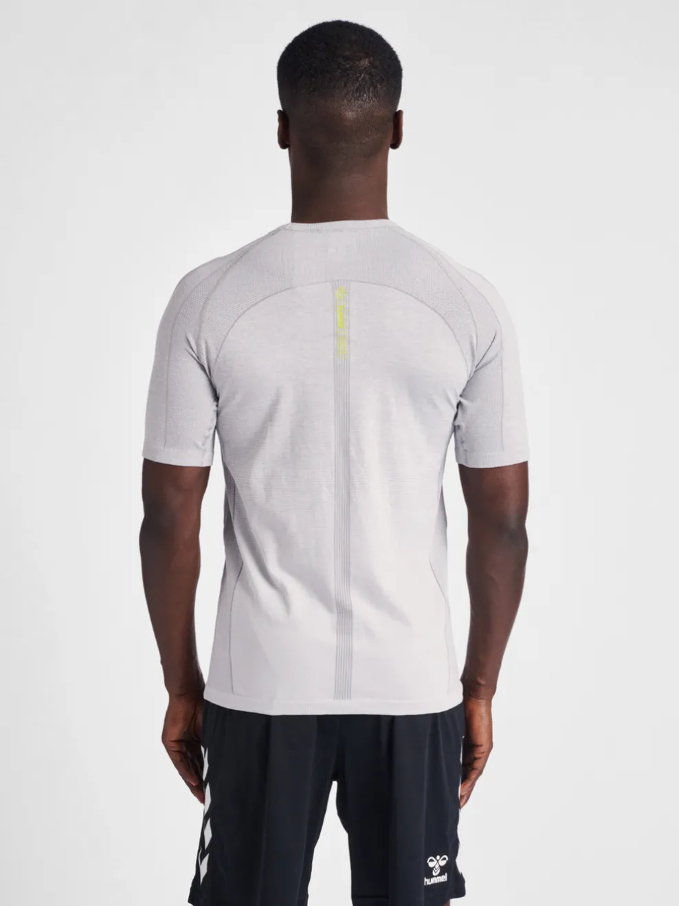 hmlGG12 TRAINING SEAMLESS S/S
