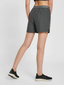 hmlGG12 TRAINING SHORTS WOMAN