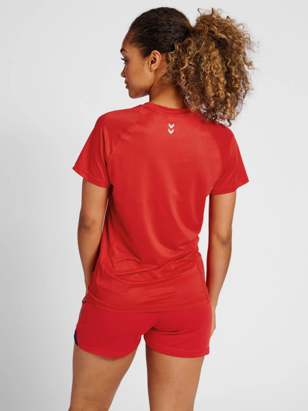 hmlGG12 TRAINING TEE S/S WOMAN