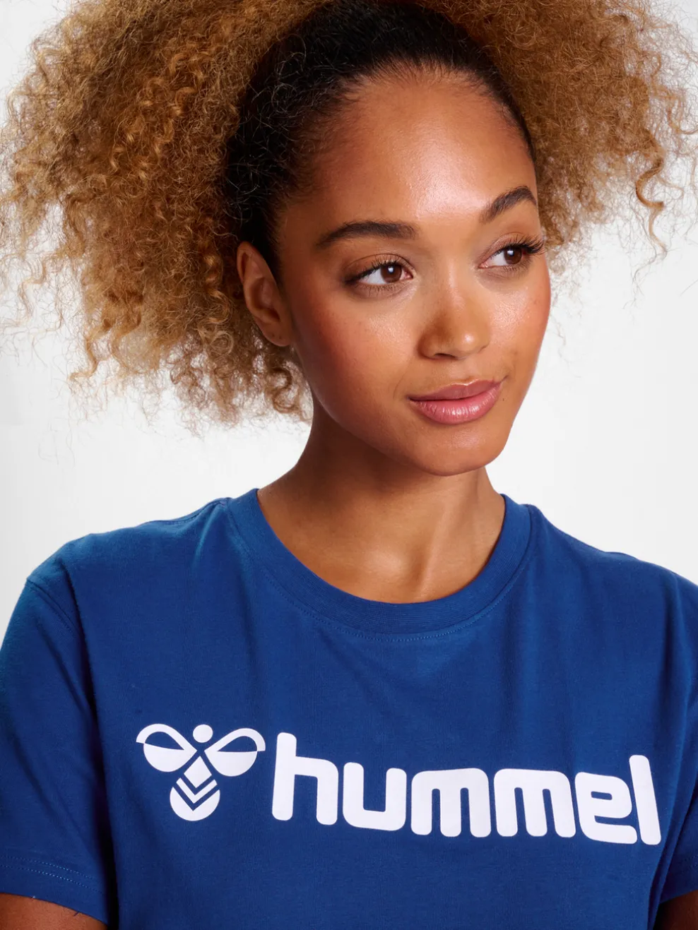 hmlGO 2.0 LOGO T-SHIRT S/S WOMAN