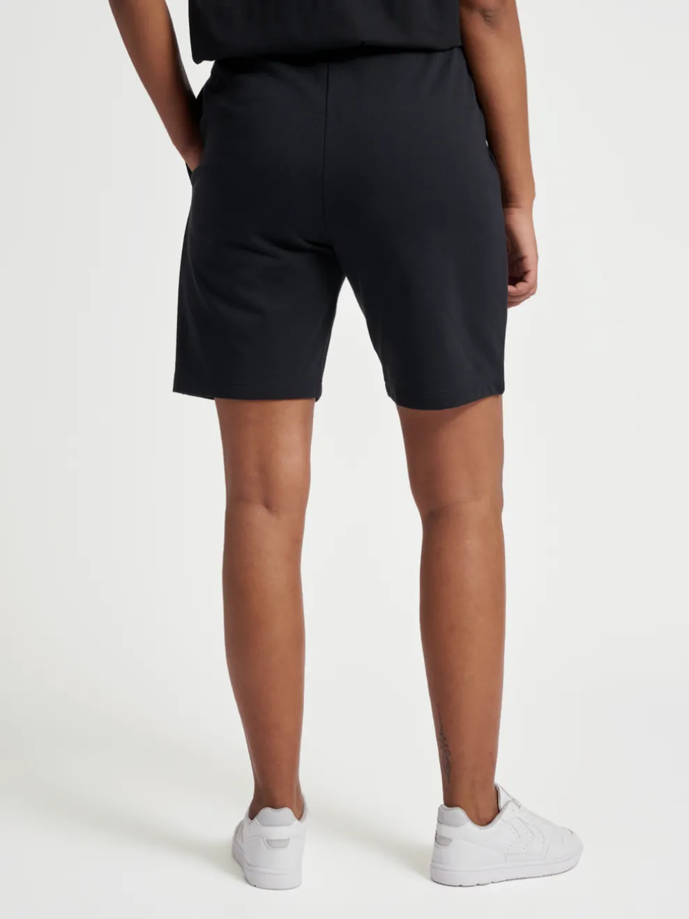 hmlHIVE WADE SWEATSHORTS