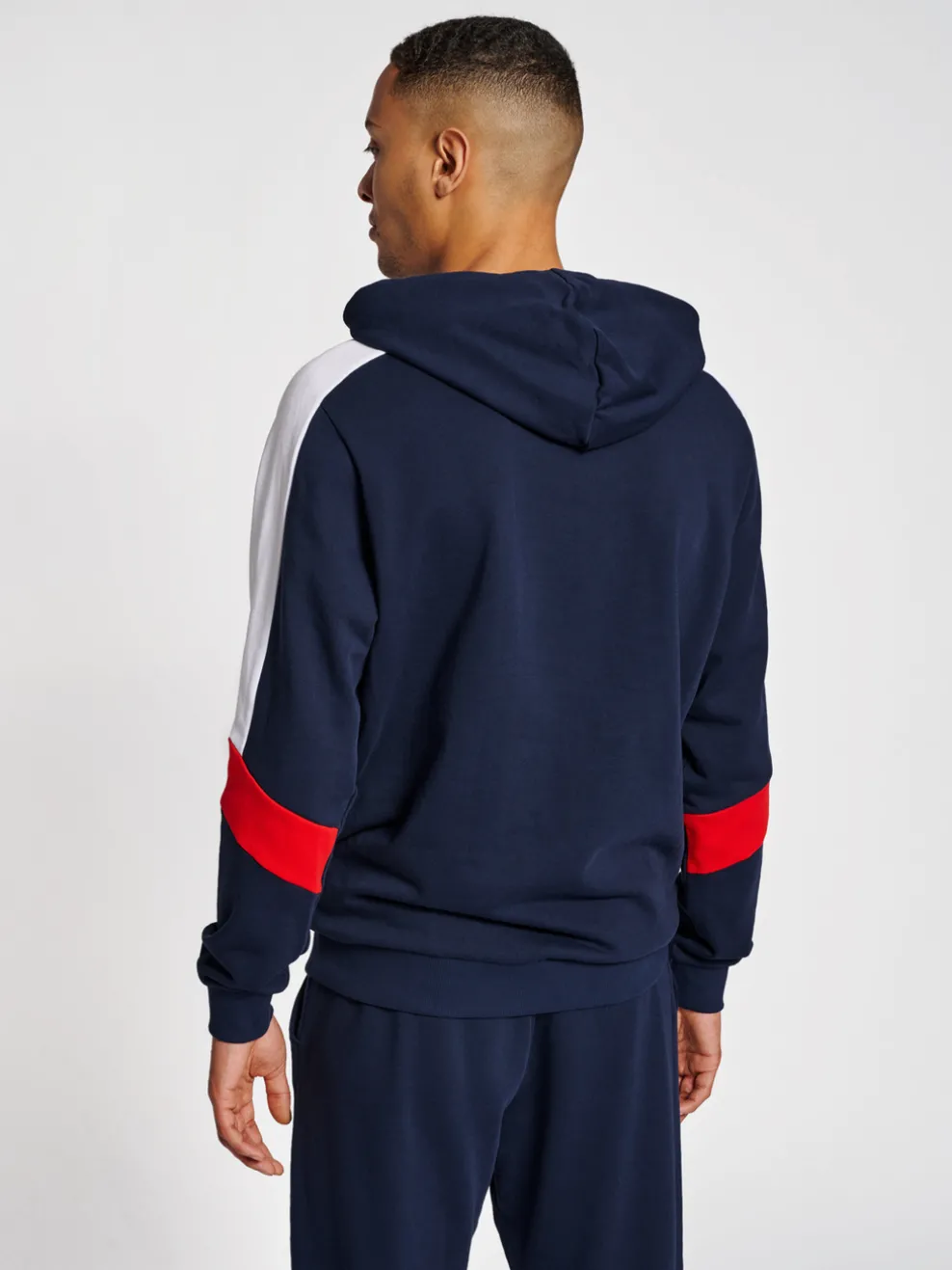 hmlIC CLAUDE HOODIE