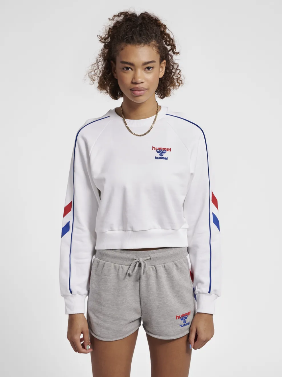 hmlIC DURBAN WOMAN CROP SWEATSHIRT