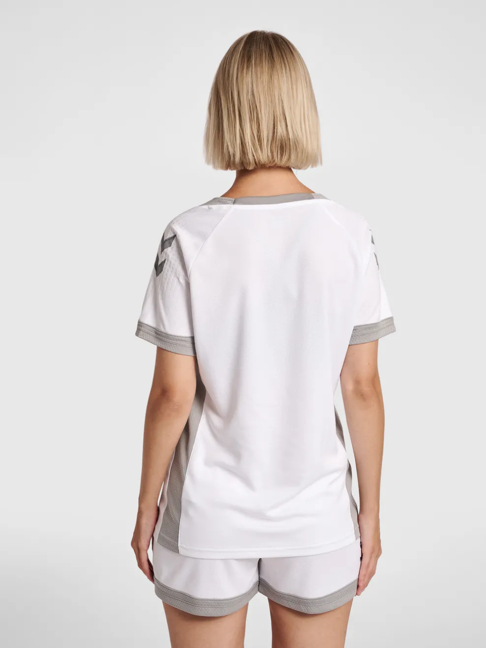 hmlLEAD WOMENS S/S POLY JERSEY