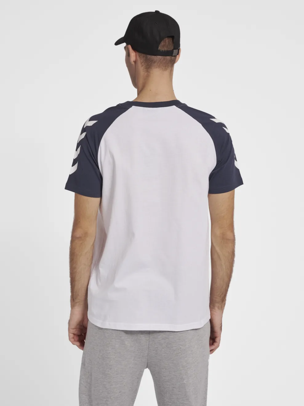 hmlLEGACY BLOCKED T-SHIRT