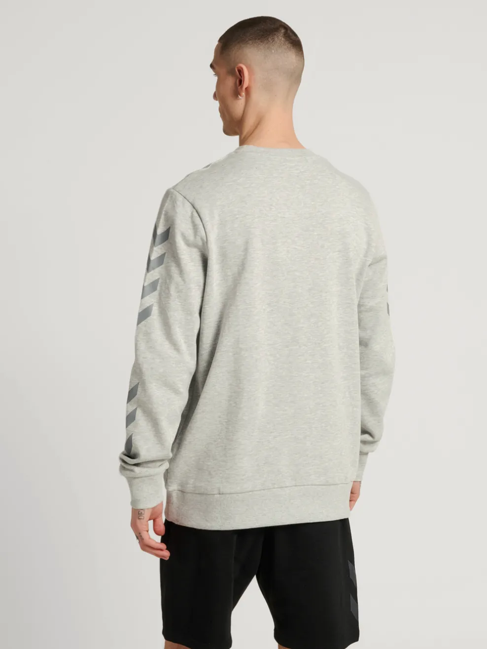hmlLEGACY CHEVRON SWEATSHIRT