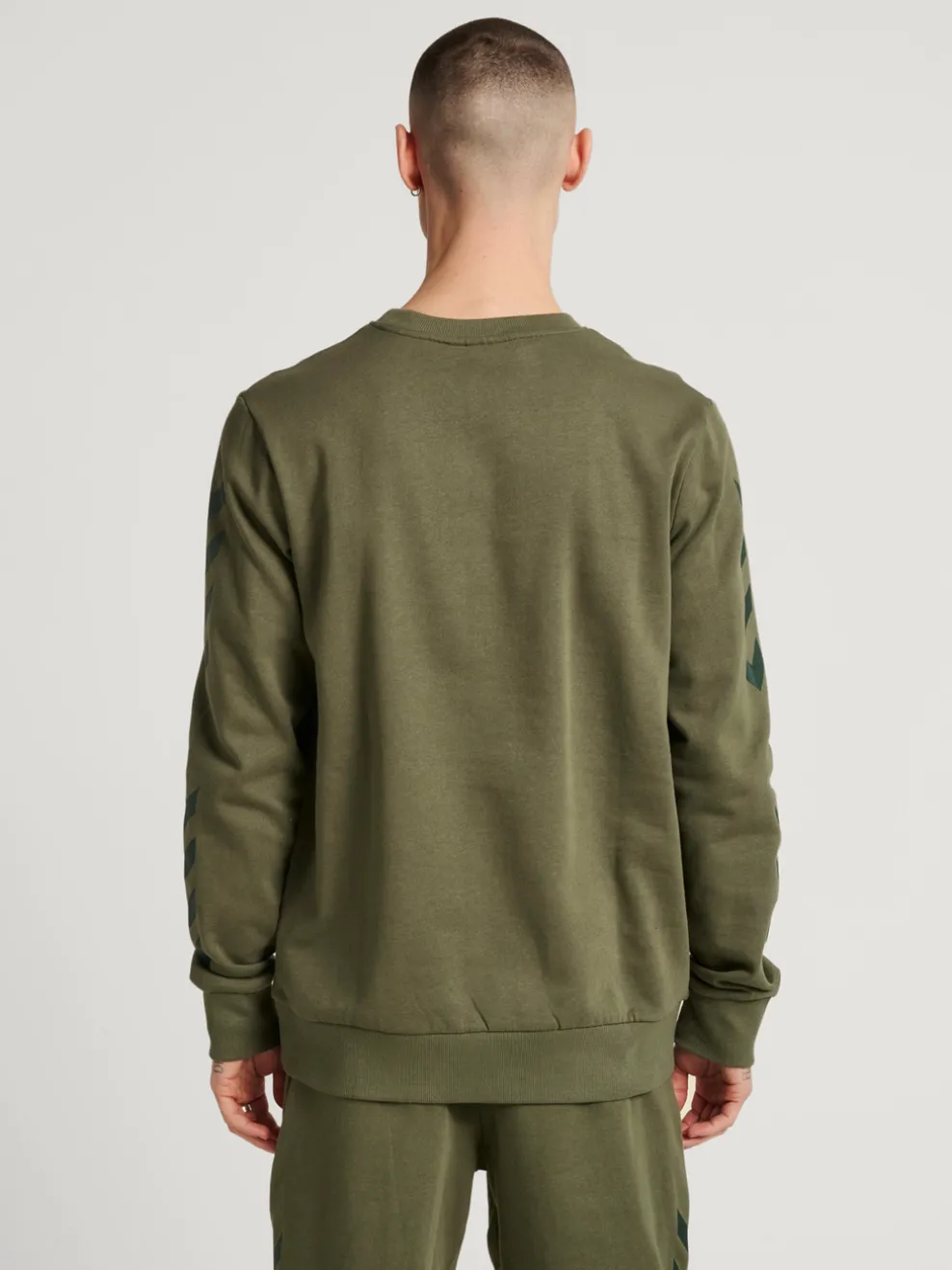 hmlLEGACY CHEVRON SWEATSHIRT