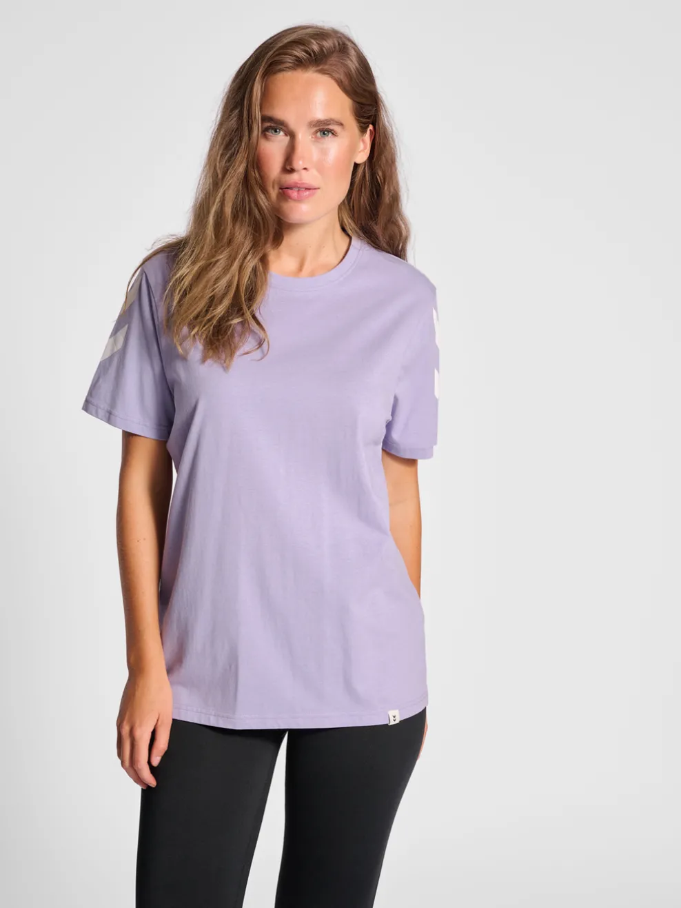 hmlLEGACY CHEVRON T-SHIRT