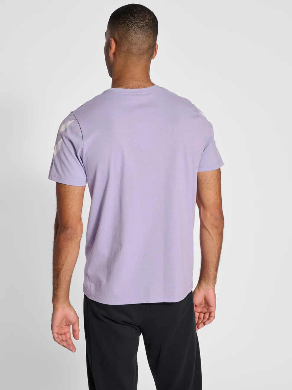 hmlLEGACY CHEVRON T-SHIRT