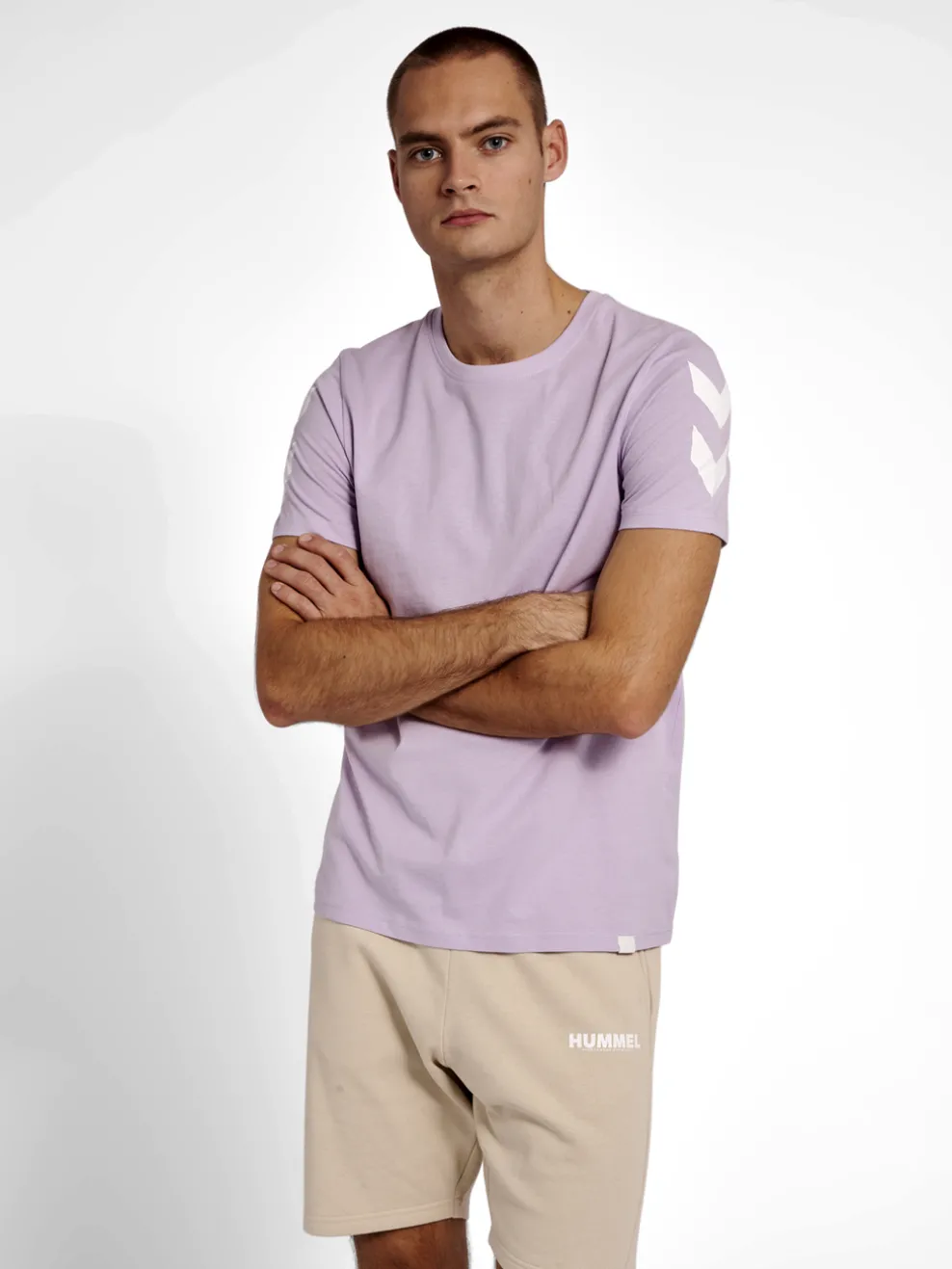 hmlLEGACY CHEVRON T-SHIRT