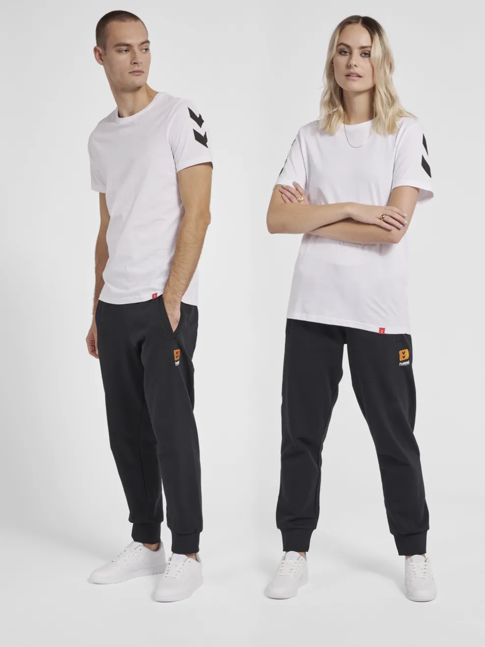 hmlLEGACY CHEVRON T-SHIRT