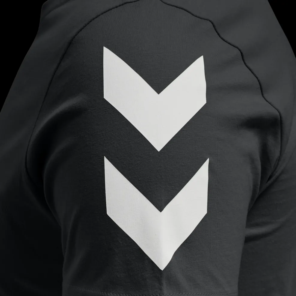 hmlLEGACY CHEVRON T-SHIRT PLUS