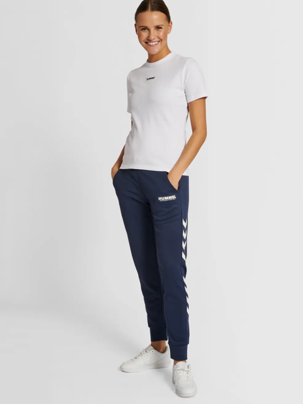 hmlLEGACY POLY WOMAN REGULAR PANTS