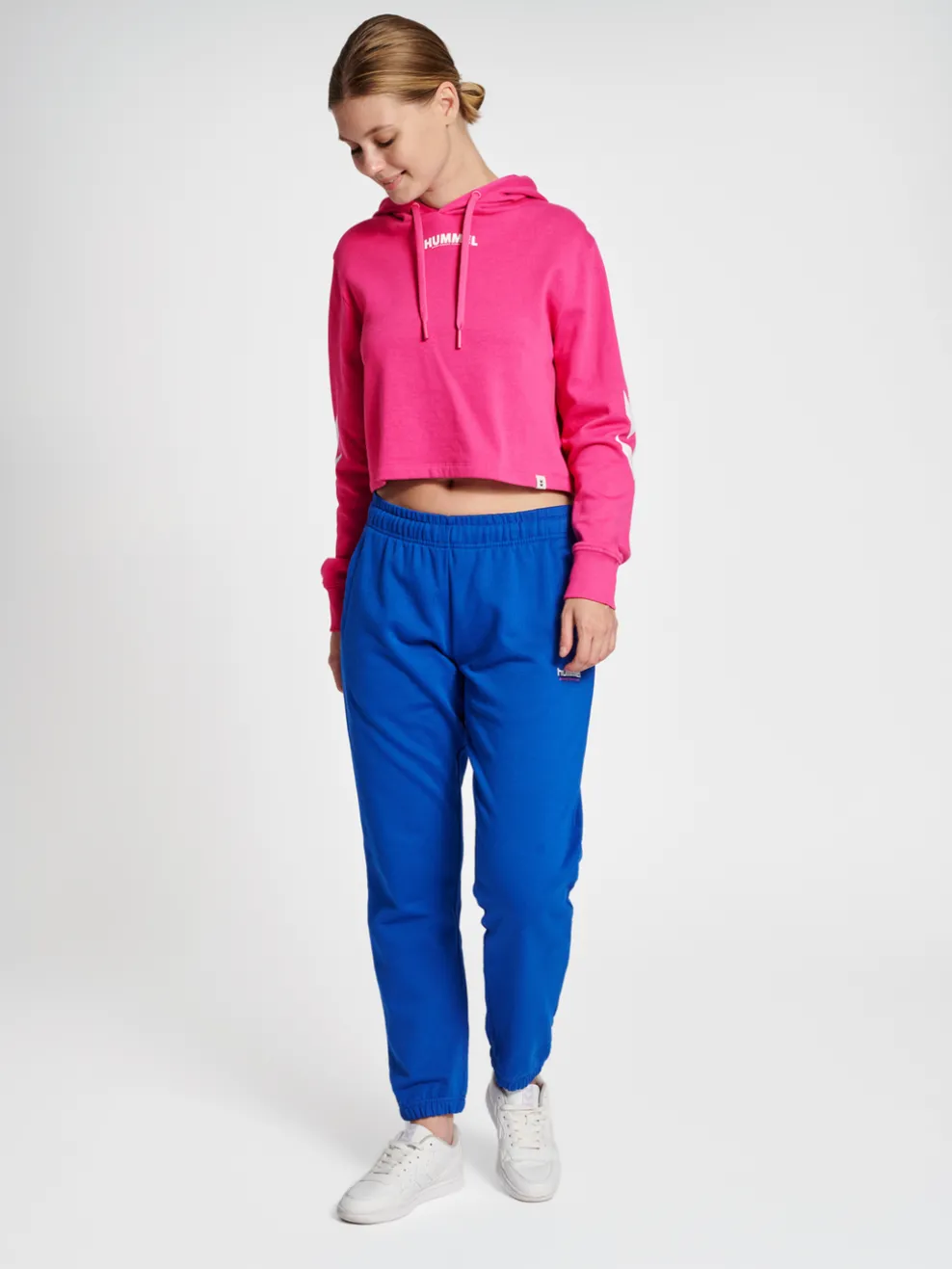 hmlLEGACY WOMAN CROPPED HOODIE