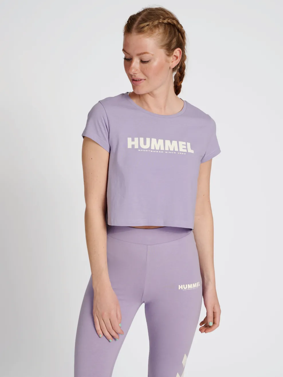 hmlLEGACY WOMAN CROPPED T-SHIRT