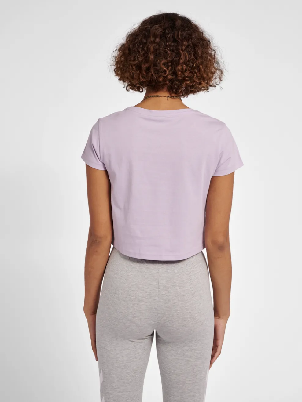 hmlLEGACY WOMAN CROPPED T-SHIRT