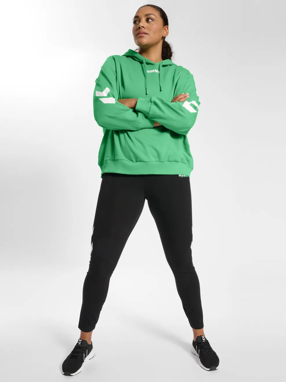 hmlLEGACY WOMAN HOODIE PLUS