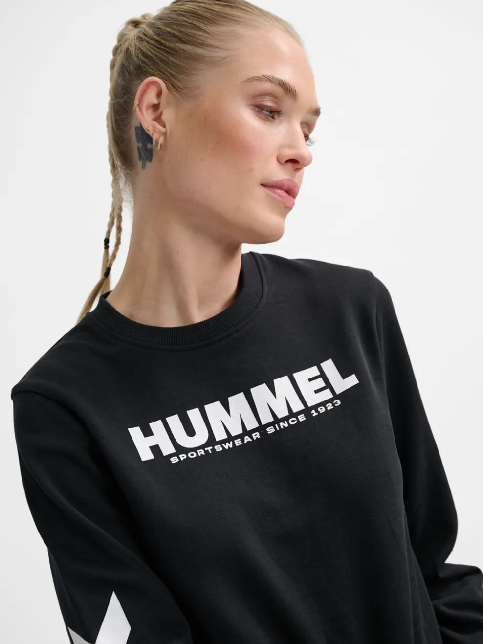 hmlLEGACY WOMAN SWEATSHIRT