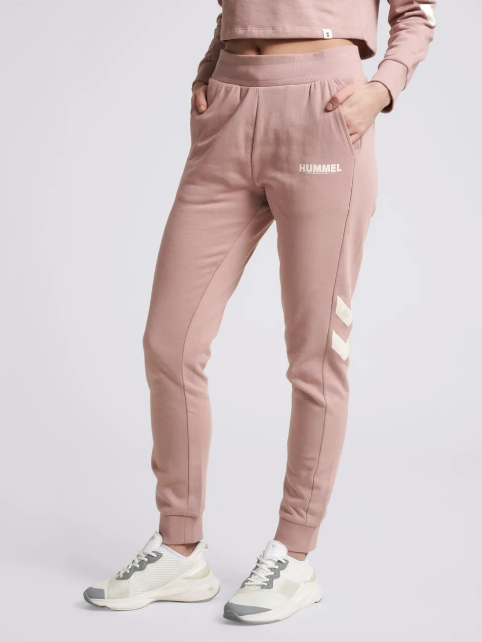 hmlLEGACY WOMAN TAPERED PANTS