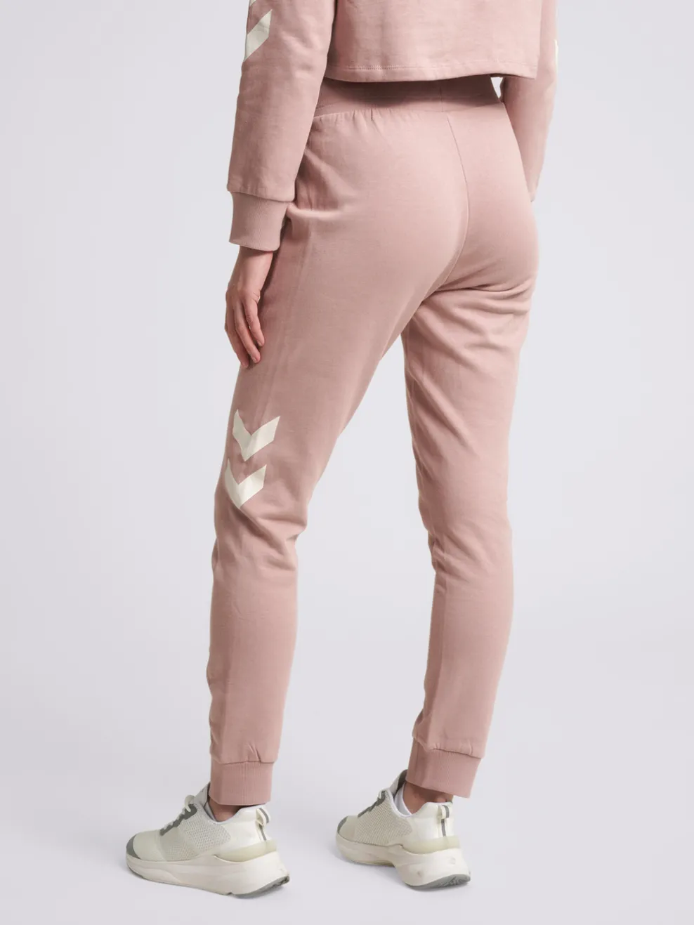 hmlLEGACY WOMAN TAPERED PANTS
