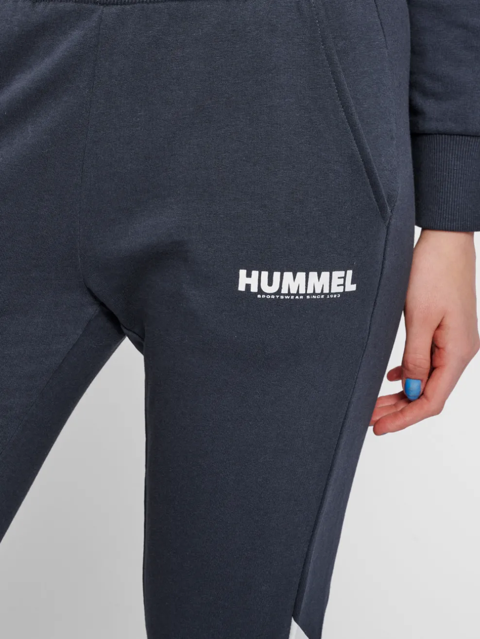hmlLEGACY WOMAN TAPERED PANTS