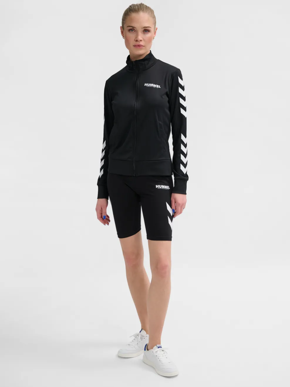 hmlLEGACY WOMAN TIGHT SHORTS