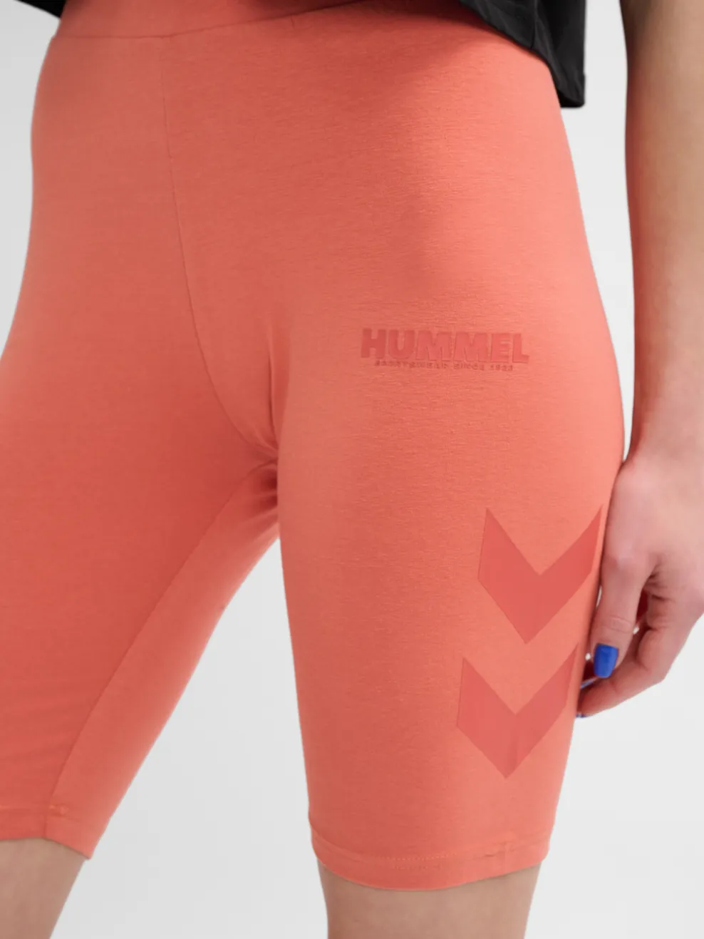 hmlLEGACY WOMAN TIGHT SHORTS