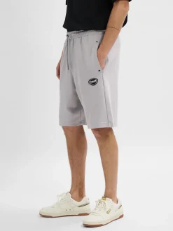 hmlLGC KAI SHORTS